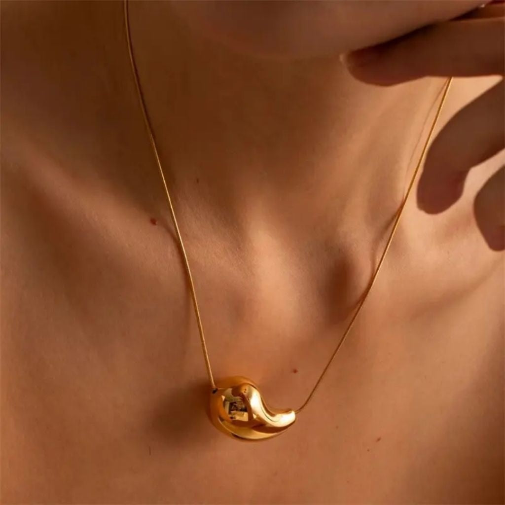 Comma Non-Tarnish Gold Necklace